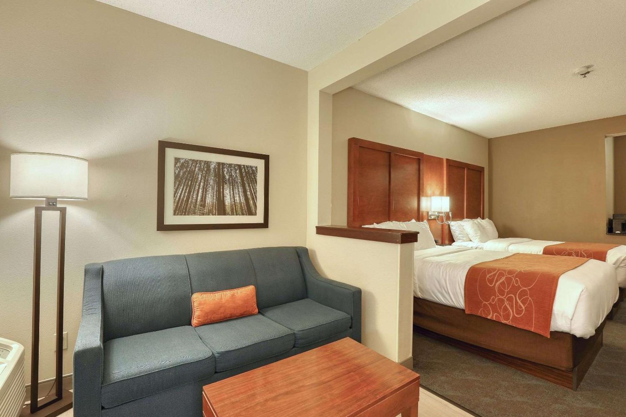 Comfort Suites Appleton Airport Eksteriør billede
