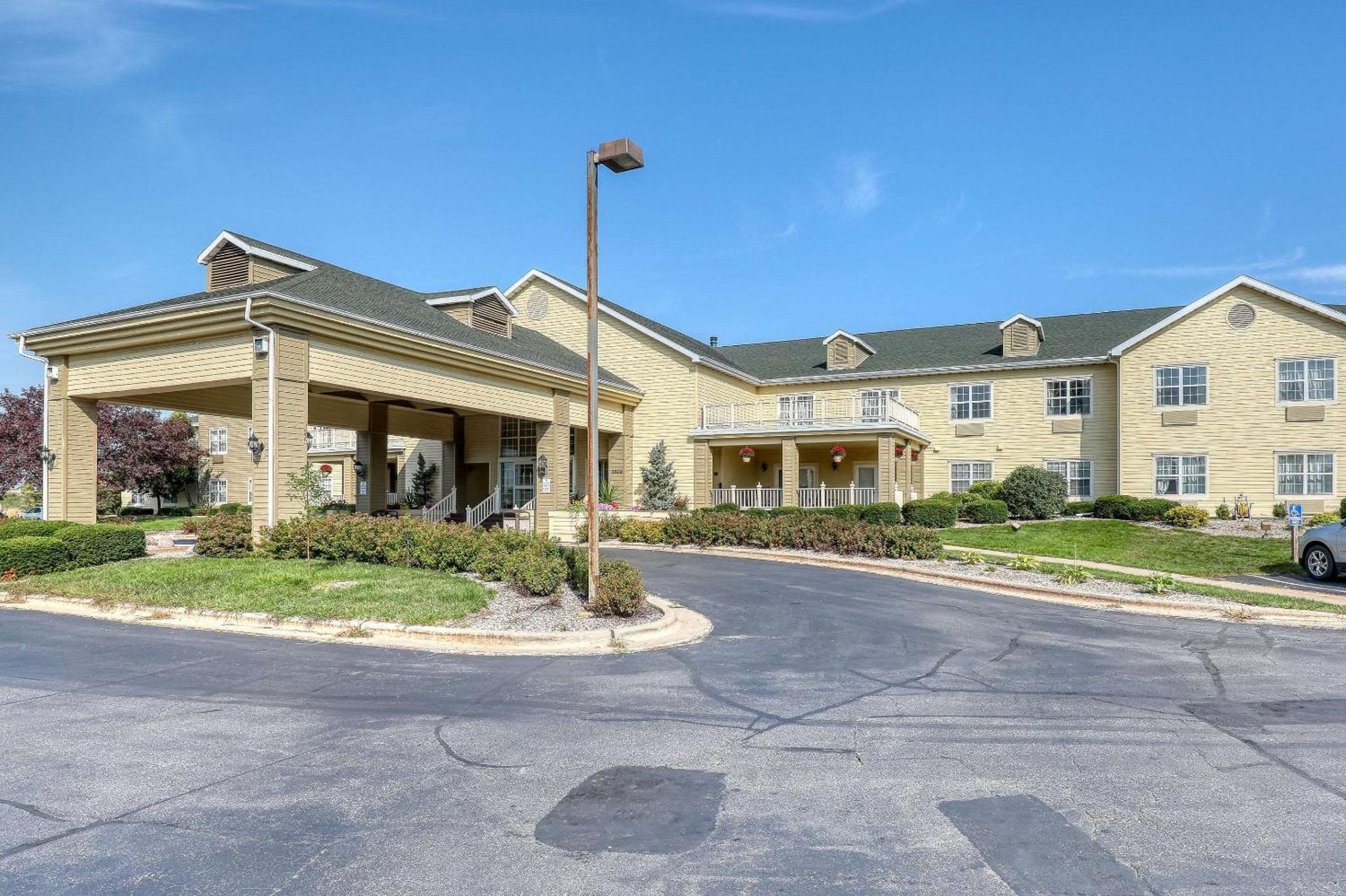 Comfort Suites Appleton Airport Eksteriør billede