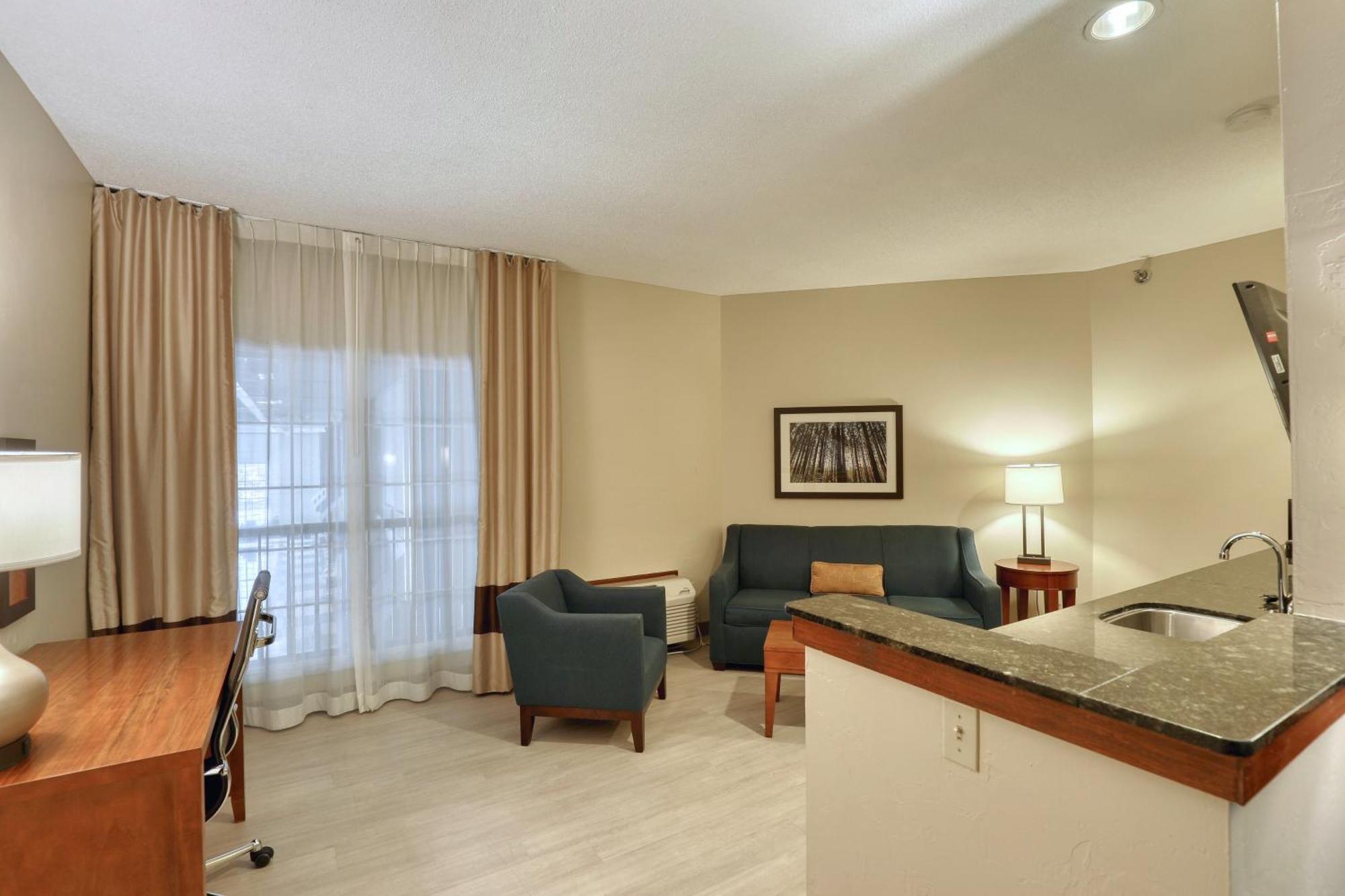 Comfort Suites Appleton Airport Eksteriør billede