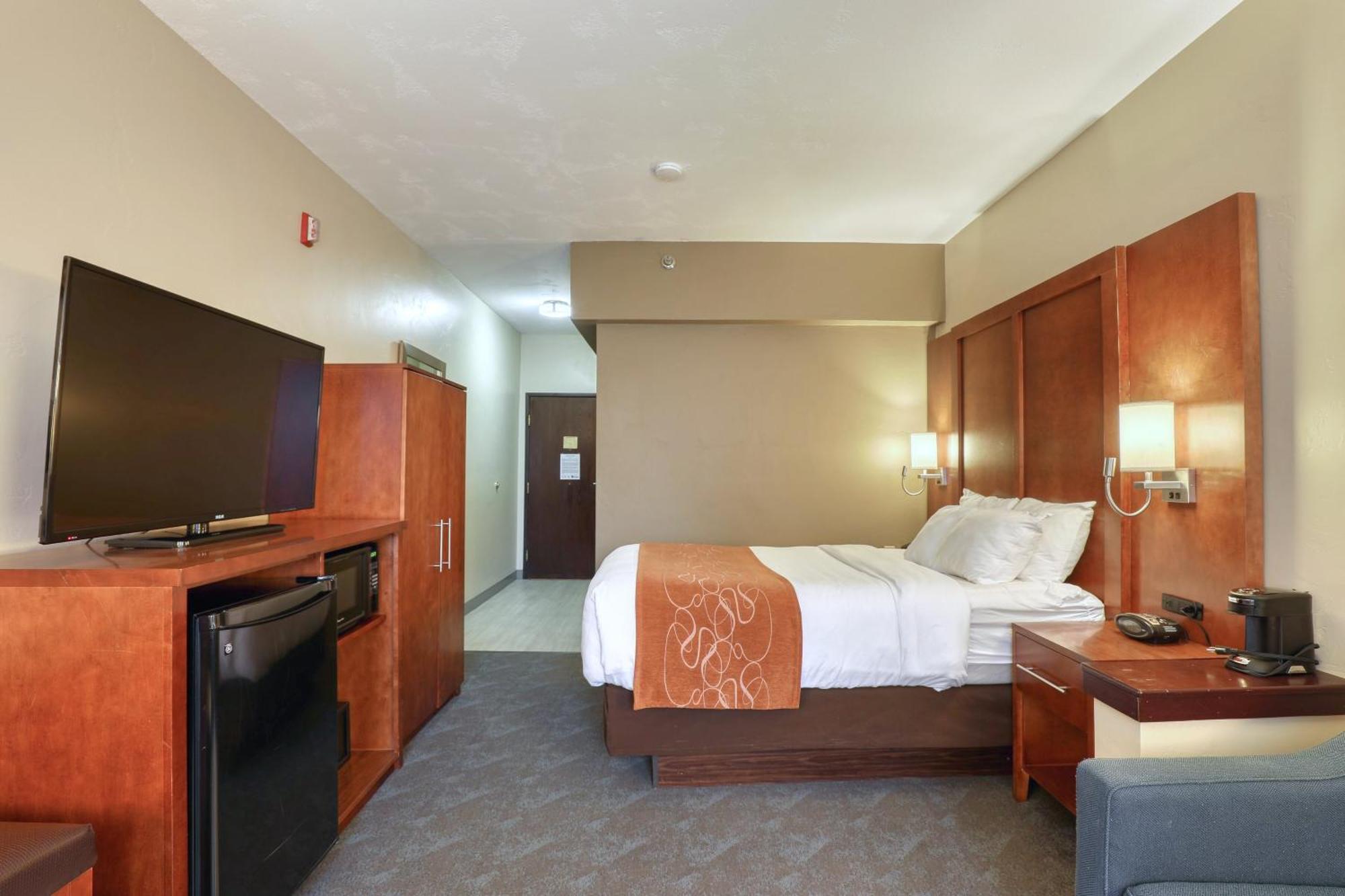 Comfort Suites Appleton Airport Eksteriør billede