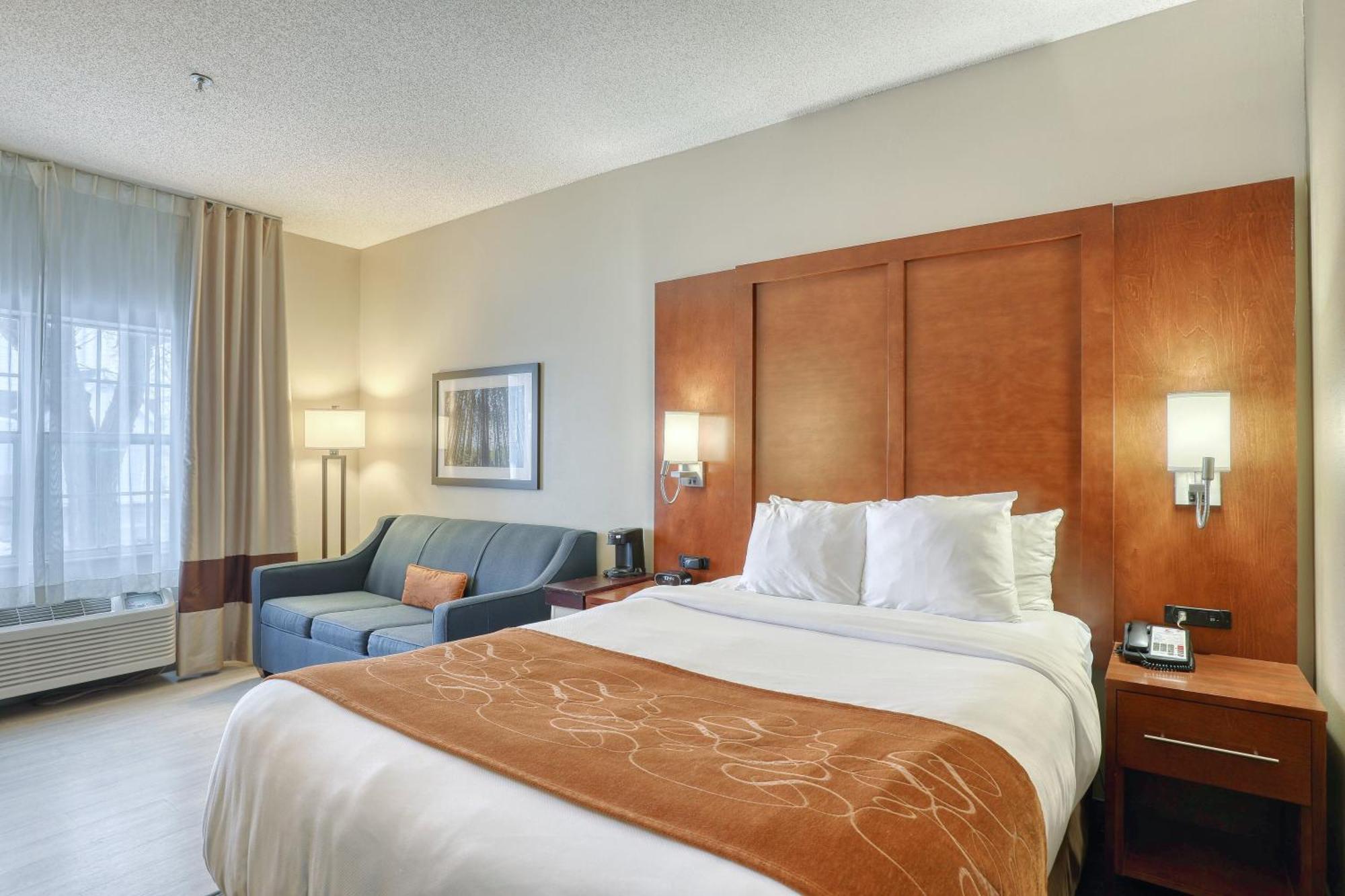 Comfort Suites Appleton Airport Eksteriør billede