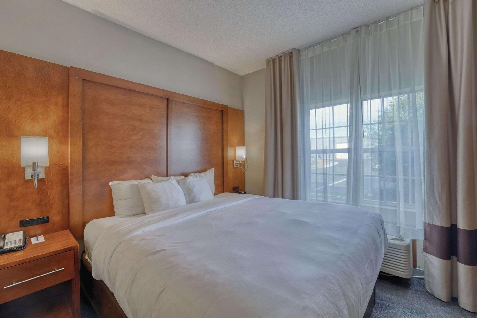 Comfort Suites Appleton Airport Eksteriør billede