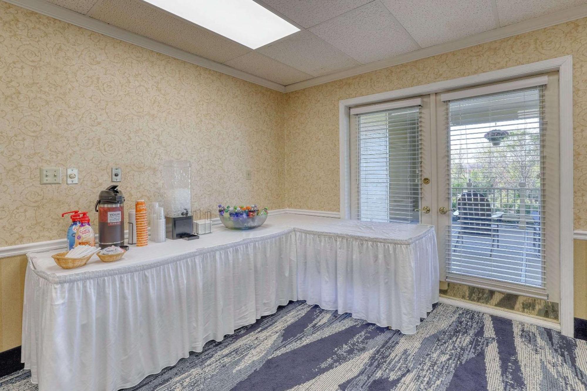 Comfort Suites Appleton Airport Eksteriør billede