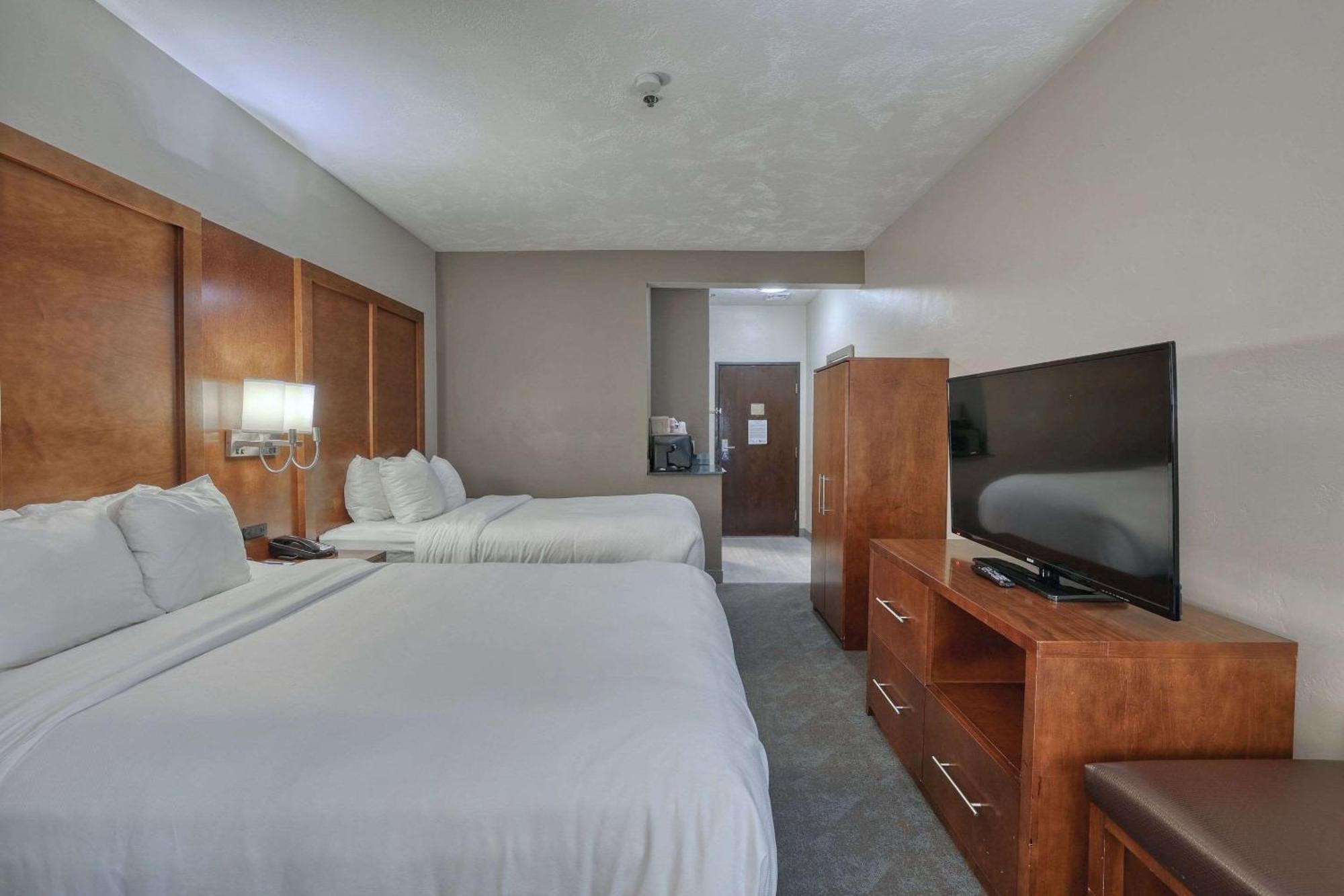Comfort Suites Appleton Airport Eksteriør billede