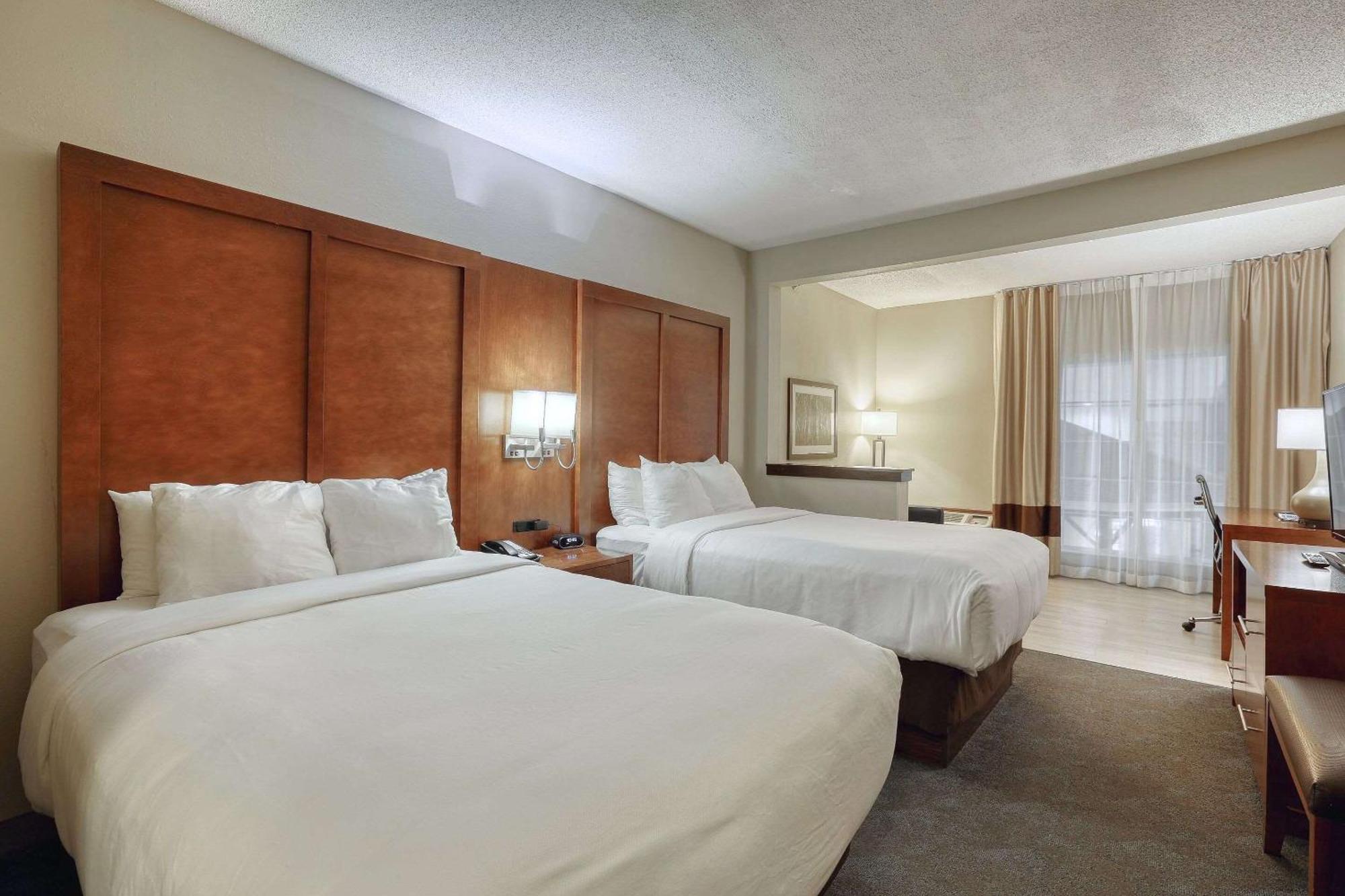 Comfort Suites Appleton Airport Eksteriør billede