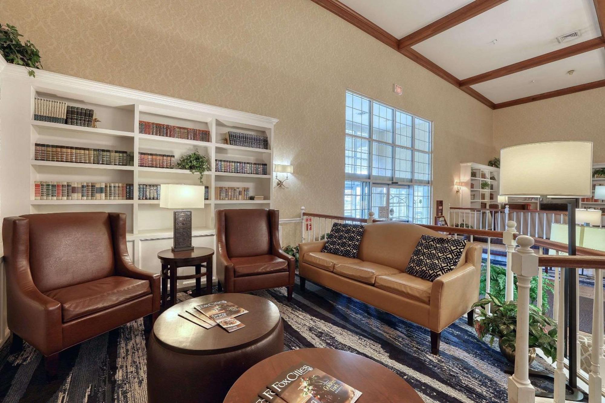 Comfort Suites Appleton Airport Eksteriør billede